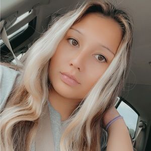 Meet your Posher, Natalie